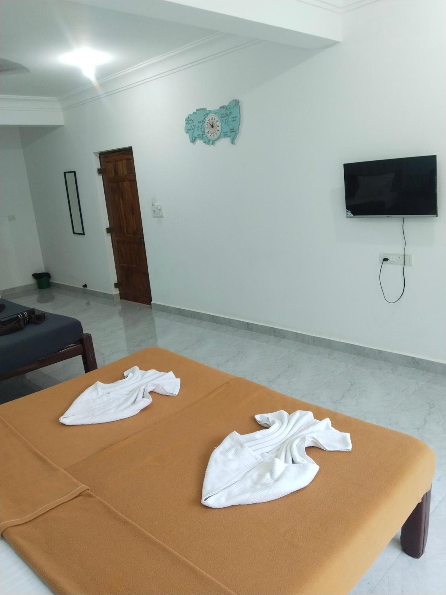 Ocean'S Edge By Vincen Hotel Calangute Exterior photo