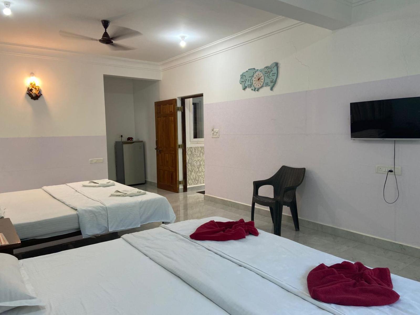 Ocean'S Edge By Vincen Hotel Calangute Room photo